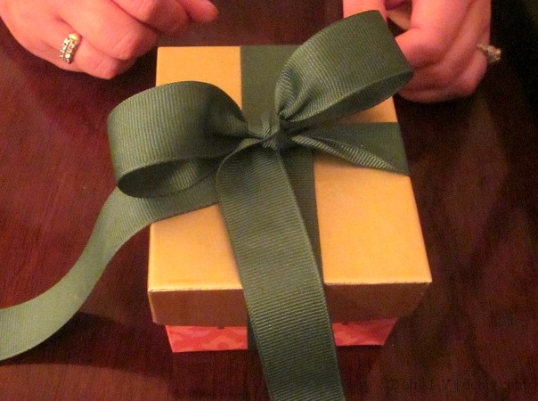 Gift Wrapping Service — Includes 1 Gift Box, Tag w/ Gift Message, Wrapping  Paper & Ribbon (All Wrapped For You)